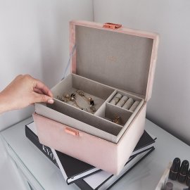 Cutie pentru bijuterii din catifea roz Beautify 4000051